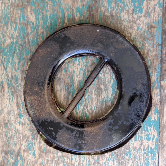 Lot of 3 Round Vintage Buckles - Cream Celluloid & Metal with Fabric - Picture 12 of 14